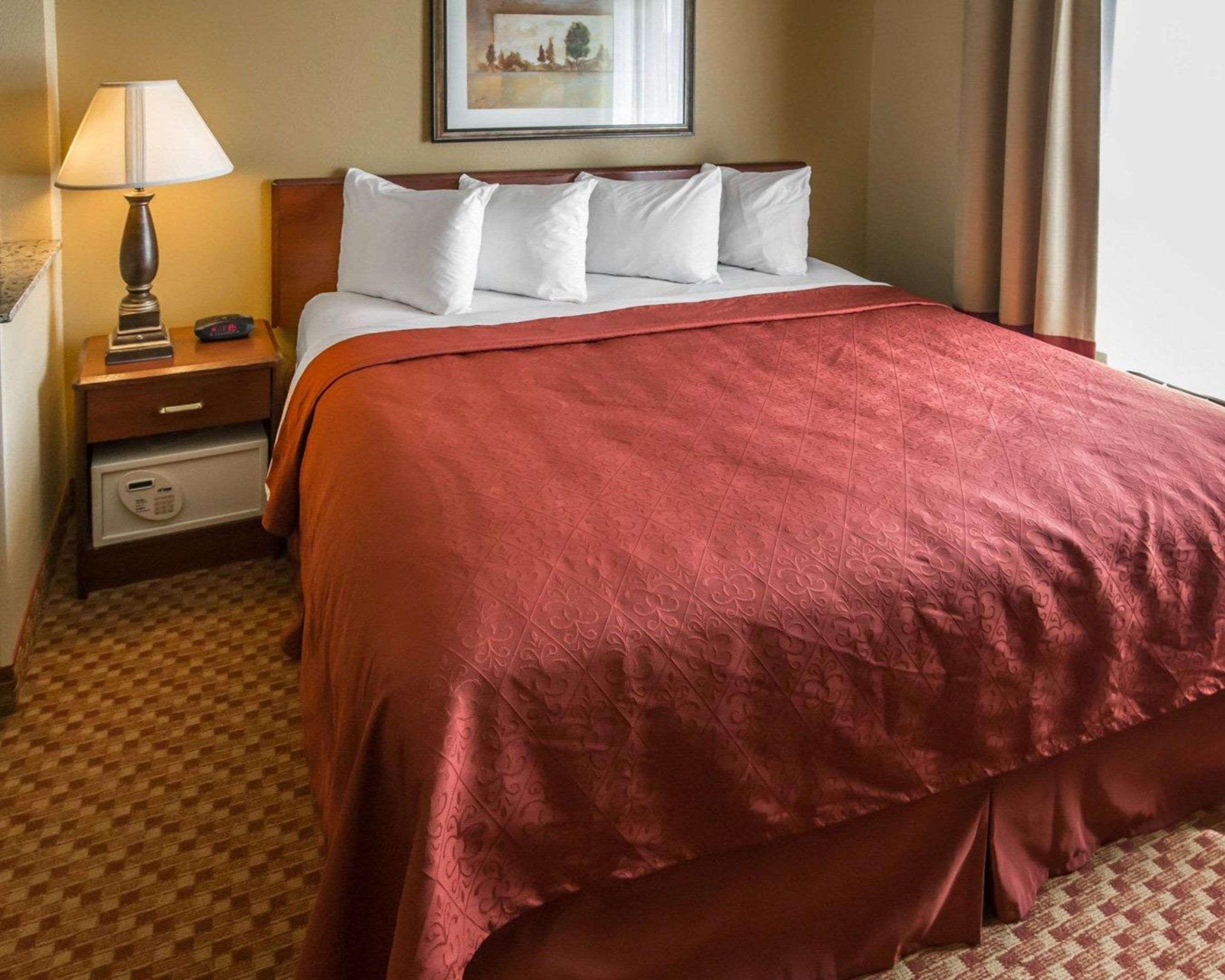 Mainstay Suites Joliet I-80 Экстерьер фото