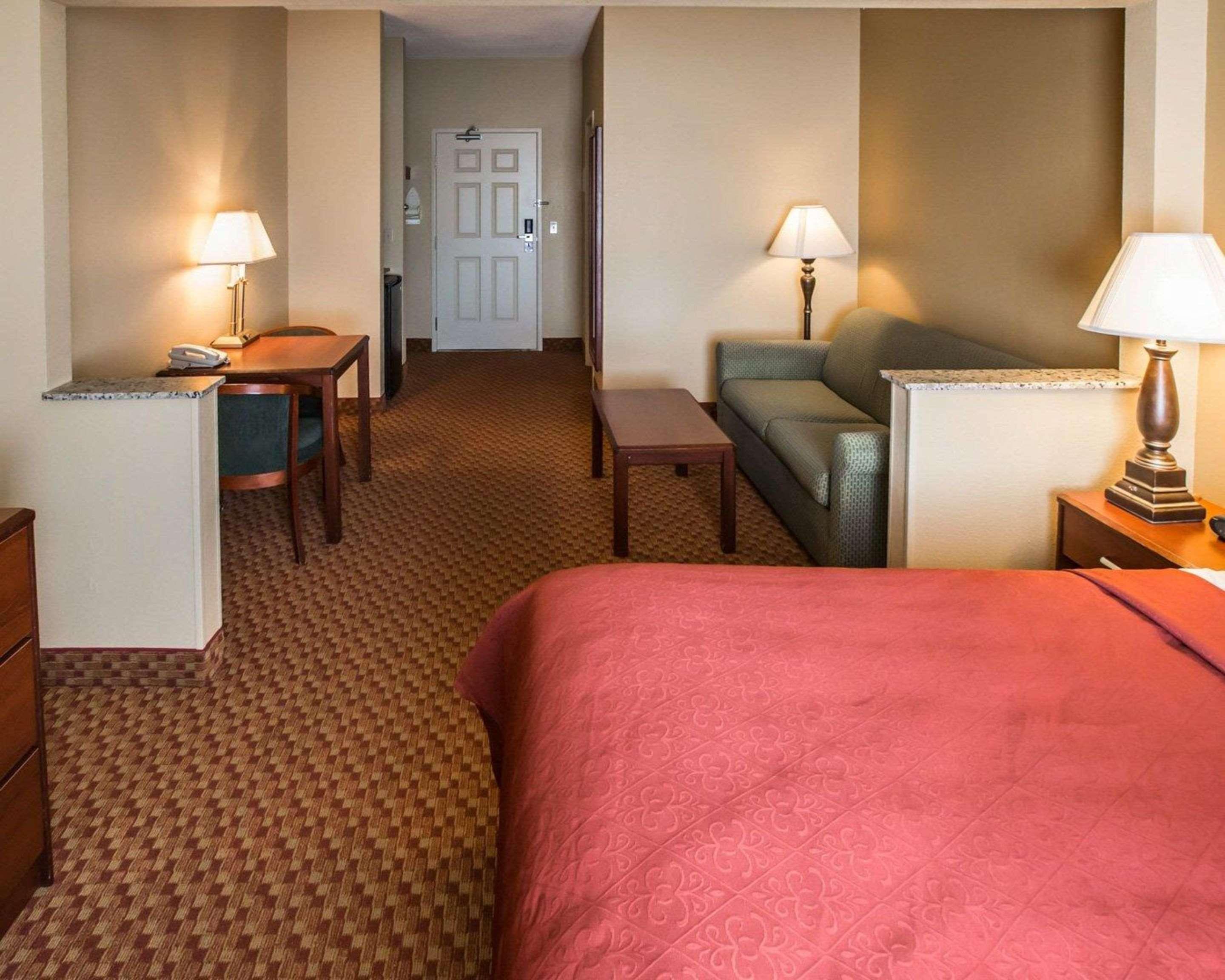 Mainstay Suites Joliet I-80 Экстерьер фото