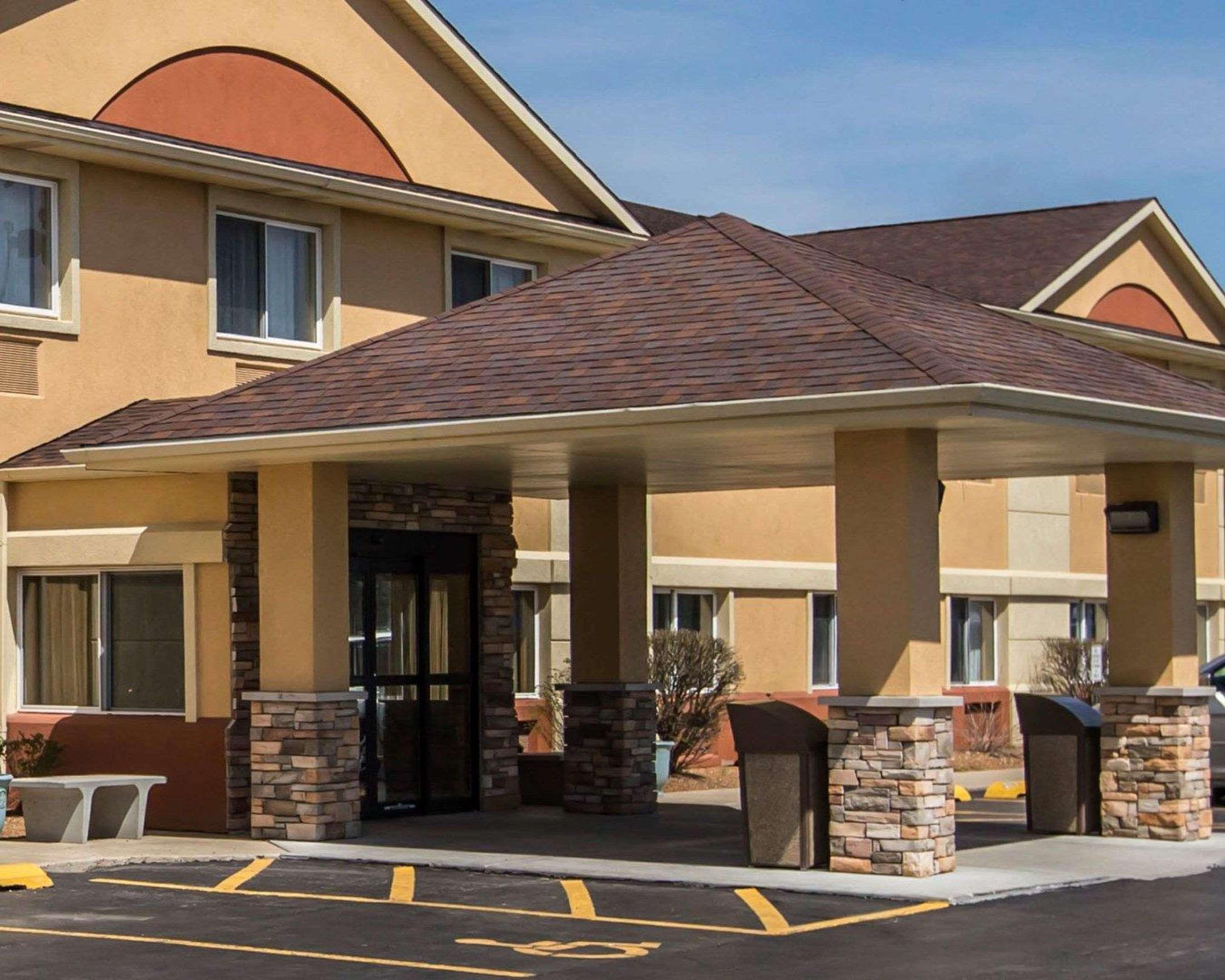 Mainstay Suites Joliet I-80 Экстерьер фото
