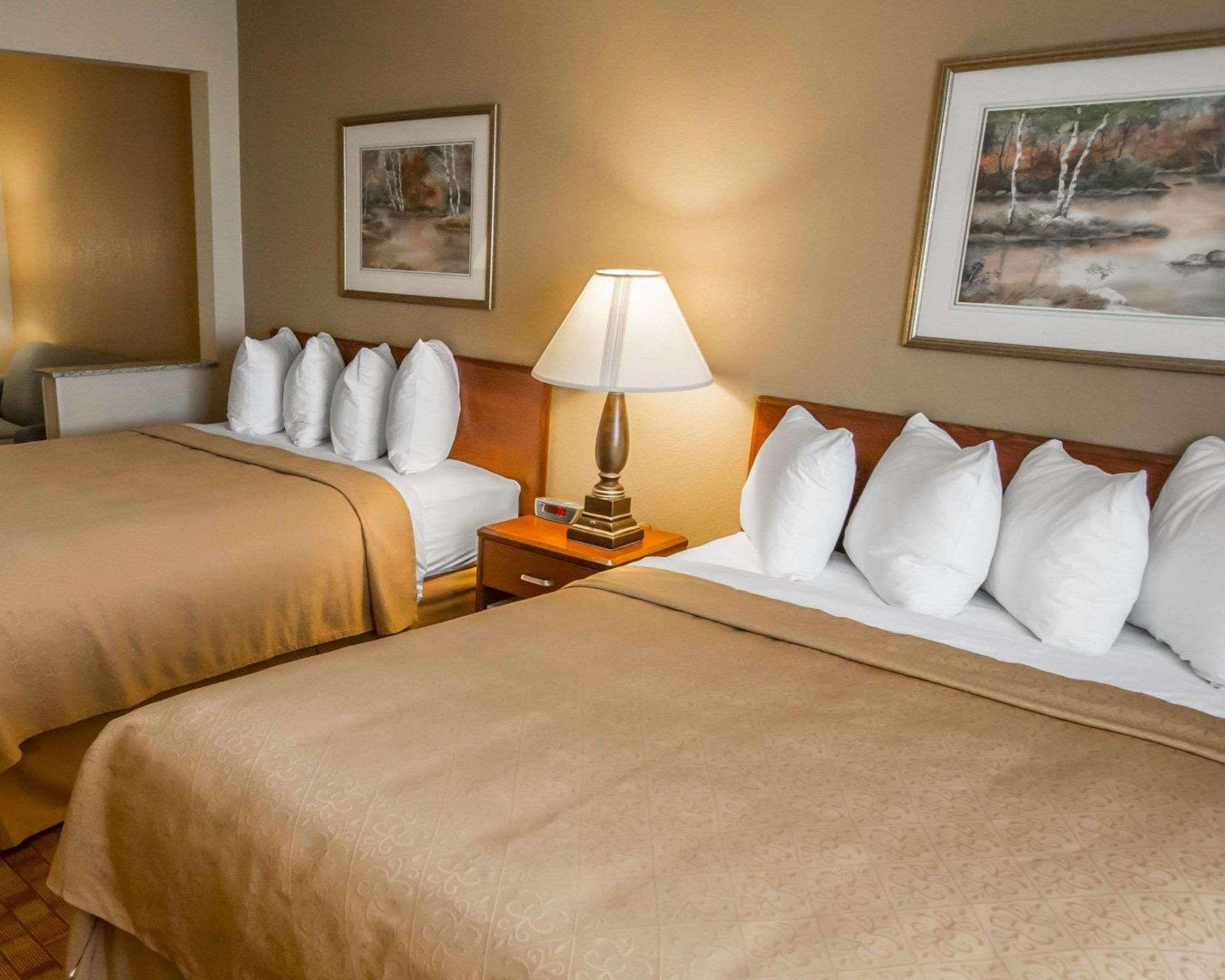 Mainstay Suites Joliet I-80 Экстерьер фото