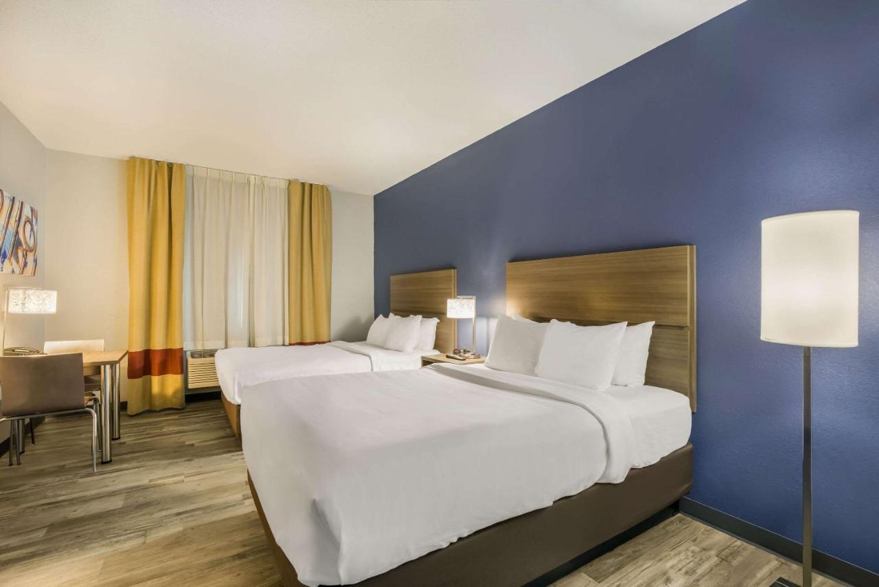 Mainstay Suites Joliet I-80 Экстерьер фото