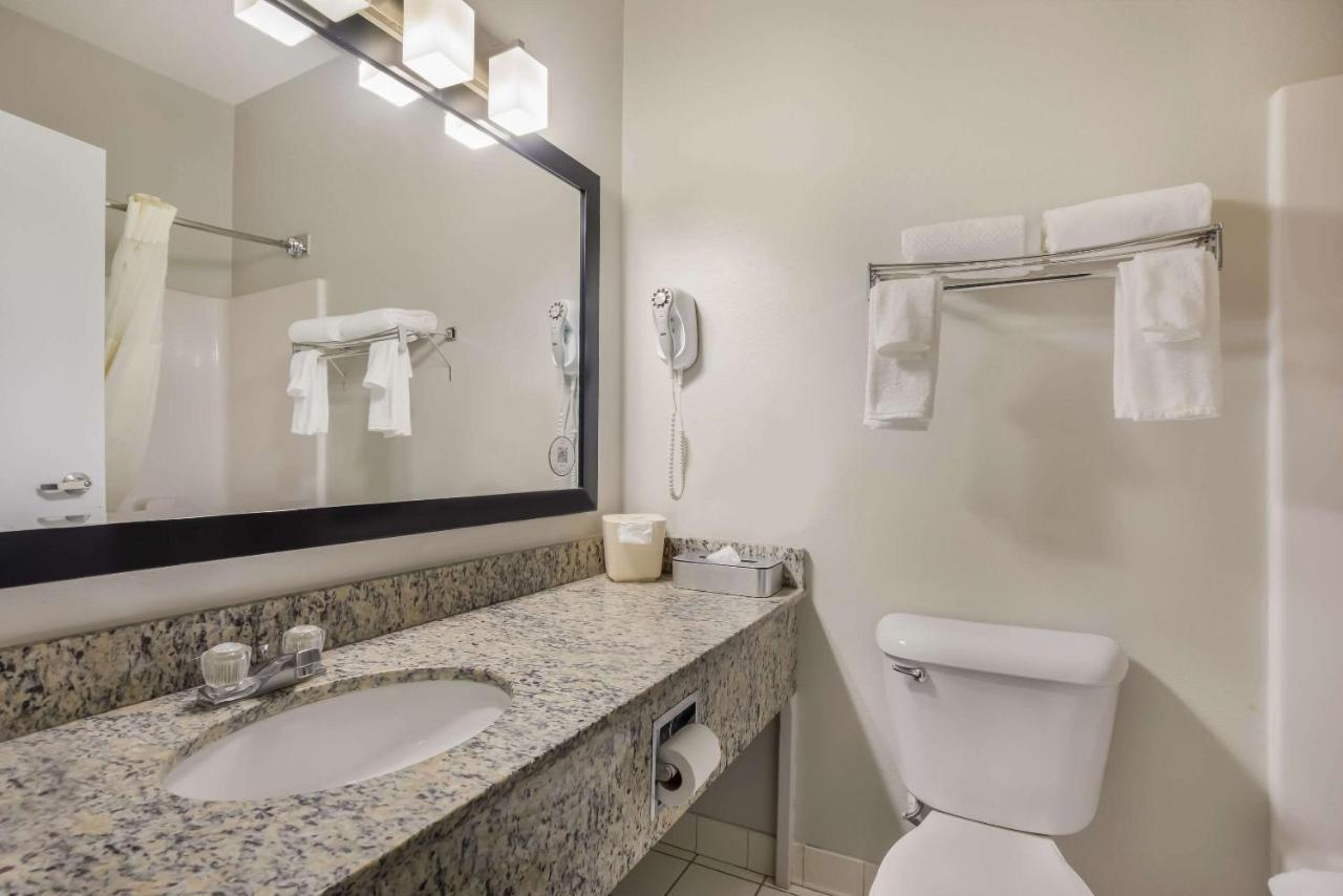 Mainstay Suites Joliet I-80 Экстерьер фото