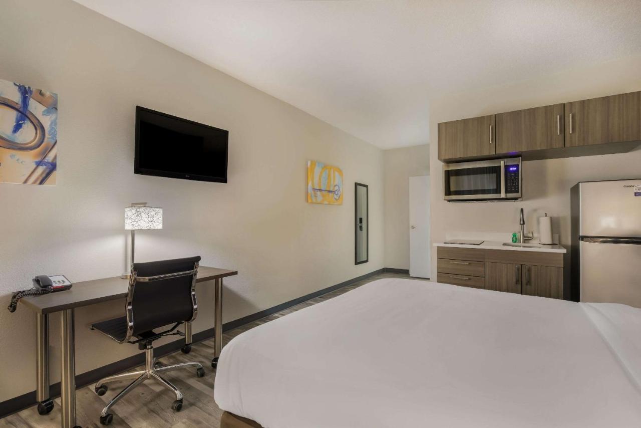 Mainstay Suites Joliet I-80 Экстерьер фото