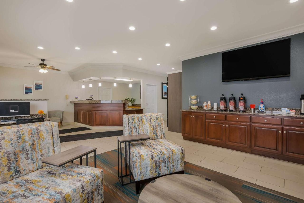 Mainstay Suites Joliet I-80 Экстерьер фото